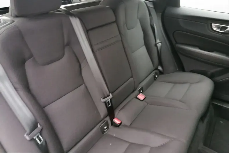 Volvo XC60 din 2022 cu 26.961 km - oferta VOL237638 - foto 19