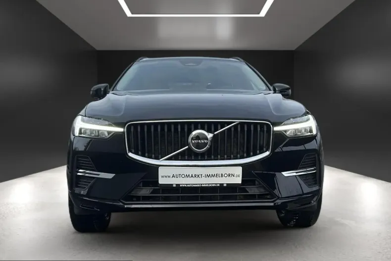 Volvo XC60 din 2022 cu 43.211 km - oferta VOL237640 - foto 2
