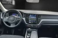 Volvo XC60 din 2022 cu 43.211 km - oferta VOL237640 - foto 13