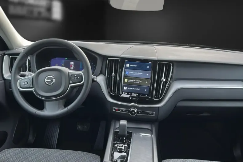 Volvo XC60 din 2022 cu 43.211 km - oferta VOL237640 - foto 13