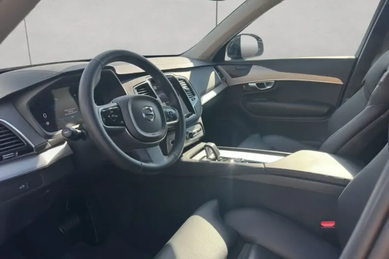 Volvo XC90 din 2024 cu 35.043 km - oferta VOL237646 - foto 7