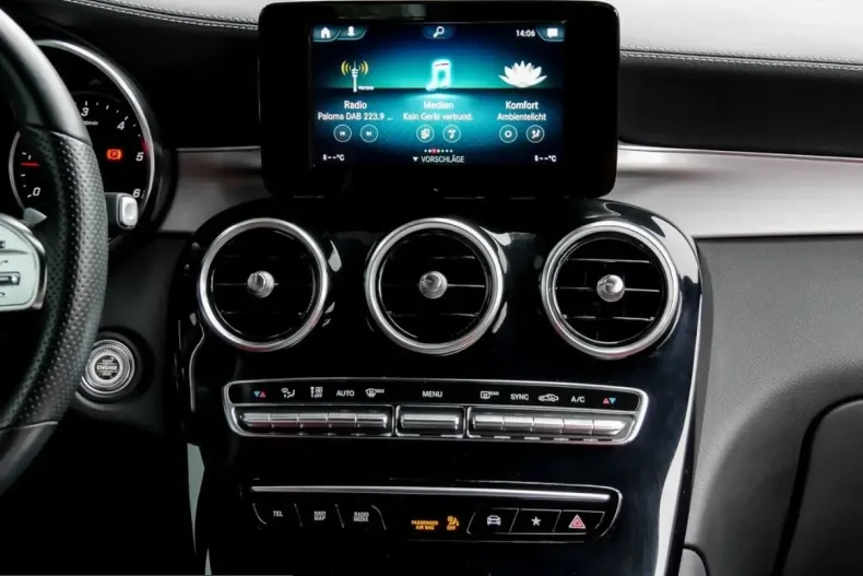 Mercedes-Benz GLC 200 (Clasa GLC) din 2022 cu 100.814 km - oferta MER237648 - foto 7