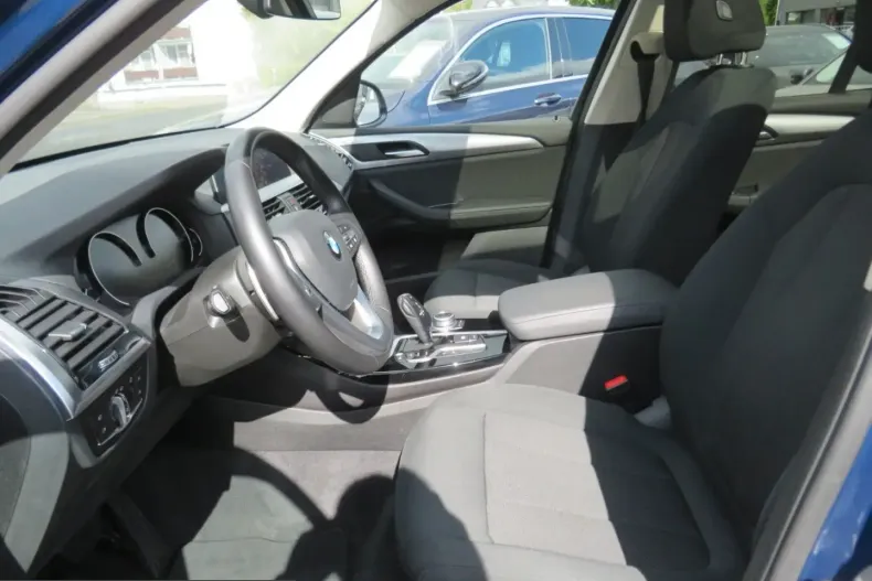BMW X3 (Seria X) din 2021 cu 63.000 km - oferta BMW237650 - foto 8