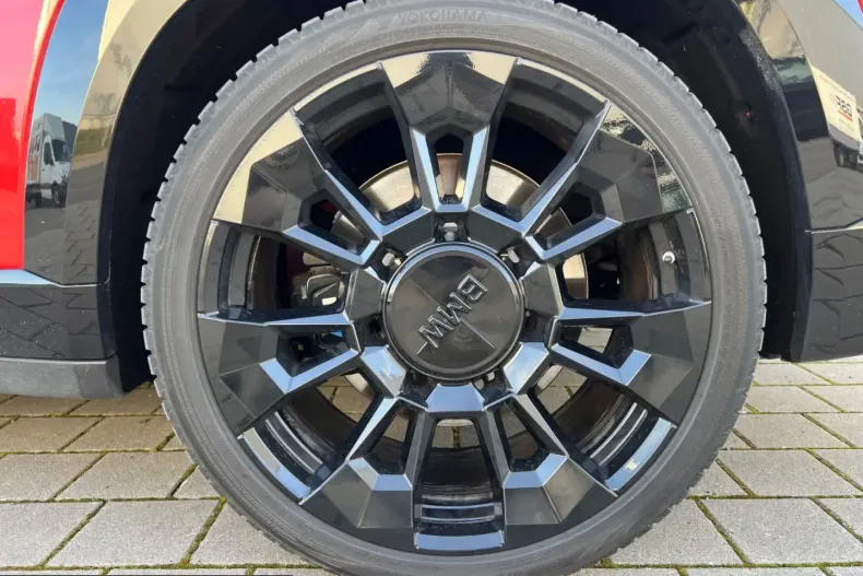 BMW XM (Seria X) din 2023 cu 38.750 km - oferta BMW237651 - foto 11