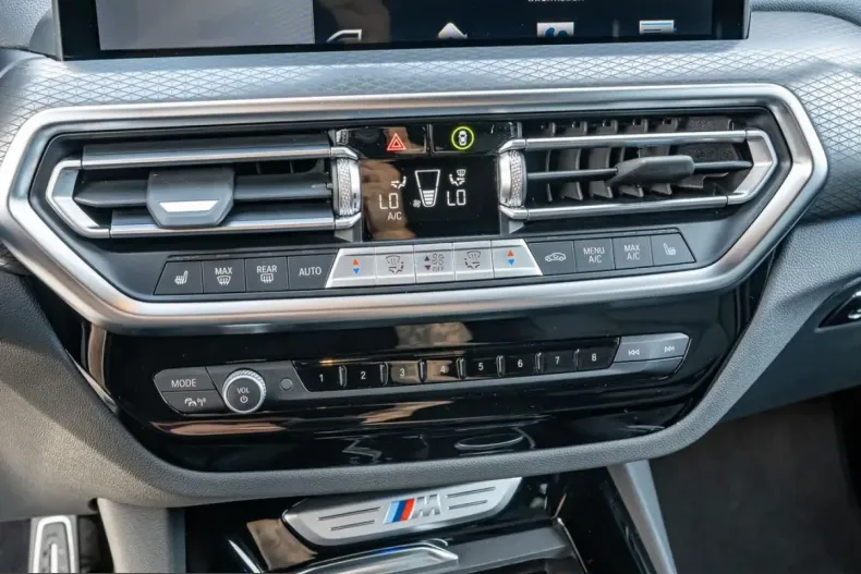 BMW X3 (Seria X) din 2024 cu 23.512 km - oferta BMW237654 - foto 14