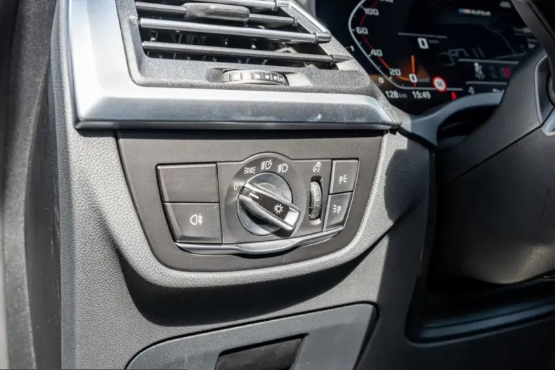 BMW X3 (Seria X) din 2024 cu 23.512 km - oferta BMW237654 - foto 18