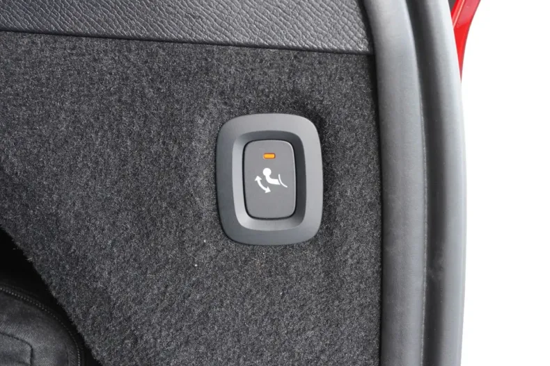 Volvo XC90 din 2023 cu 66.554 km - oferta VOL237659 - foto 22