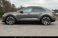 Porsche Macan din 2024 cu 6.900 km - oferta POR237664 - foto 2
