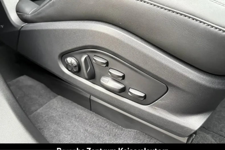 Porsche Macan din 2024 cu 6.900 km - oferta POR237664 - foto 23
