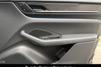 Porsche Macan din 2024 cu 6.900 km - oferta POR237664 - foto 25