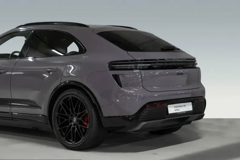 Porsche Macan din 2024 cu 5.500 km - oferta POR237665 - foto 11