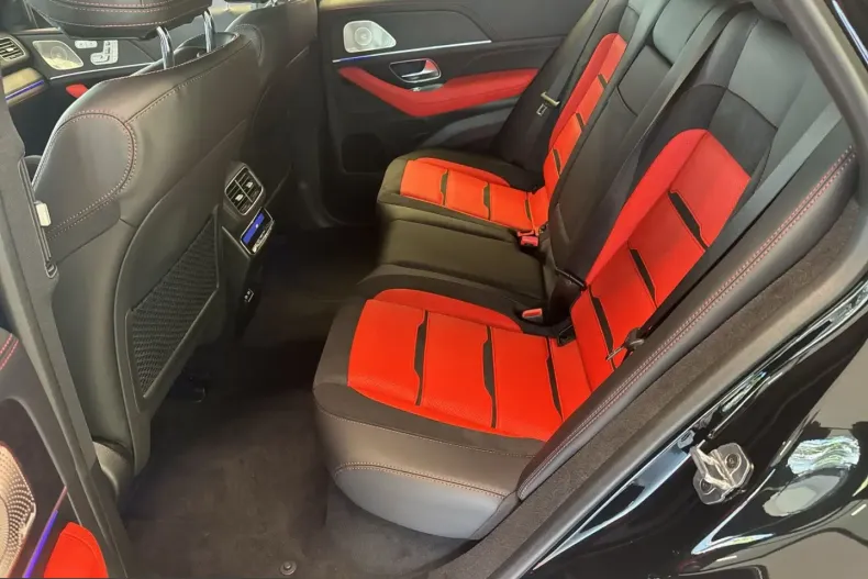 Mercedes-Benz GLE 53 AMG (Clasa GLE) din 2025 cu 15.100 km - oferta MER237675 - foto 10