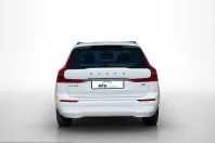 Volvo XC60 din 2022 cu 75.703 km - oferta VOL237682 - foto 7
