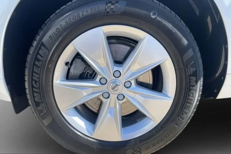 Volvo XC60 din 2022 cu 75.703 km - oferta VOL237682 - foto 10