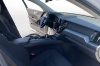 Volvo XC60 din 2022 cu 75.703 km - oferta VOL237682 - foto 18