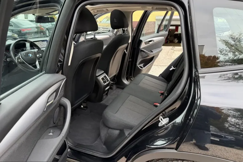 BMW X3 (Seria X) din 2021 cu 82.000 km - oferta BMW237683 - foto 14