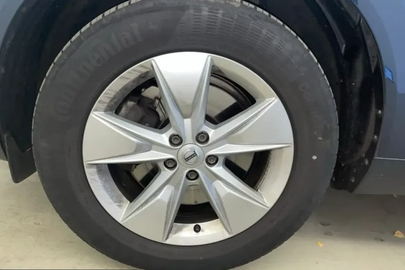 Volvo XC60 din 2021 cu 69.171 km - oferta VOL237689 - foto 8