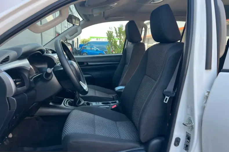 Toyota Hilux din 2023 cu 46.000 km - oferta TOY237694 - foto 11