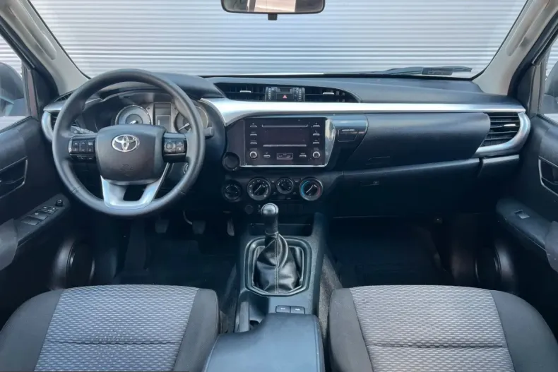 Toyota Hilux din 2023 cu 46.000 km - oferta TOY237694 - foto 13