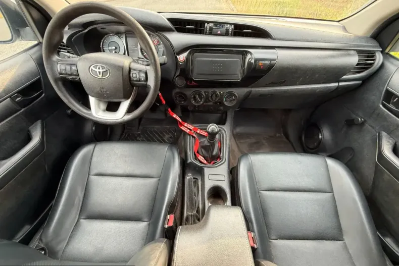 Toyota Hilux din 2022 cu 59.045 km - oferta TOY237695 - foto 13