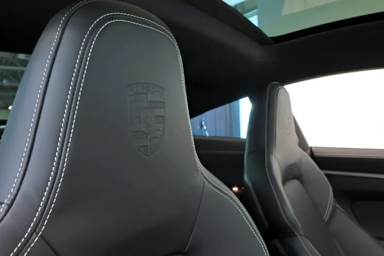 Porsche 992 din 2025 cu 9.800 km - oferta POR237697 - foto 26