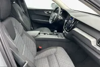 Volvo XC60 din 2024 cu 13.875 km - oferta VOL237702 - foto 12