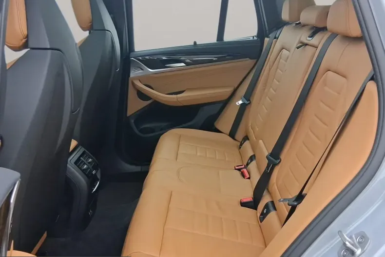 BMW X3 (Seria X) din 2021 cu 27.916 km - oferta BMW237713 - foto 12