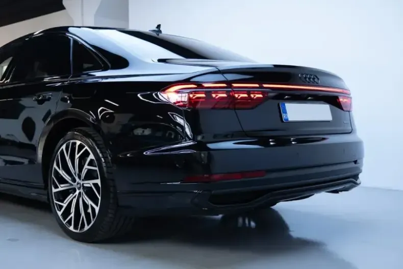 Audi A8 din 2023 cu 28.500 km - oferta AUD237721 - foto 3