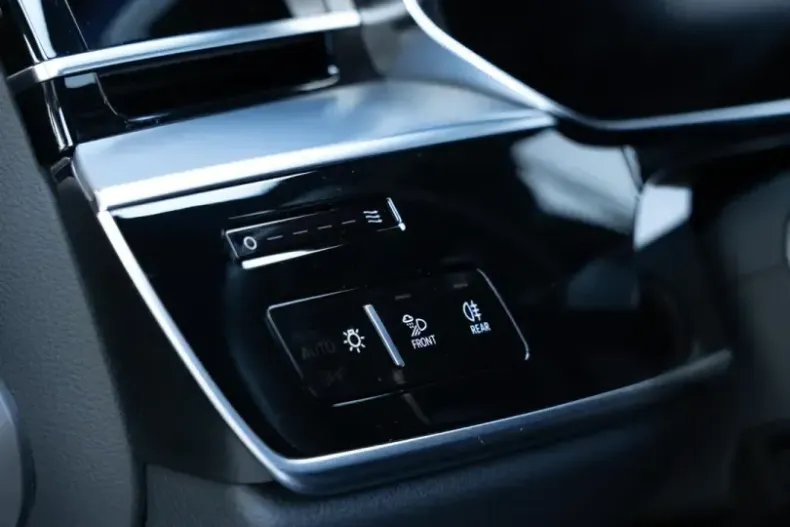 Audi A8 din 2023 cu 28.500 km - oferta AUD237721 - foto 16
