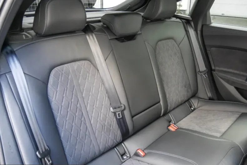 Audi A5 din 2025 cu 18.000 km - oferta AUD237729 - foto 4