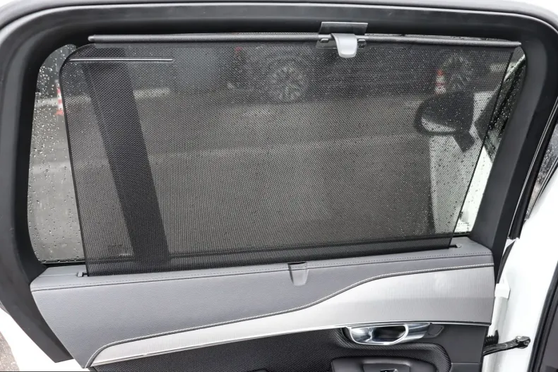 Volvo XC90 din 2022 cu 75.331 km - oferta VOL237745 - foto 13