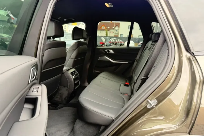 BMW X5 (Seria X) din 2022 cu 99.859 km - oferta BMW237747 - foto 13