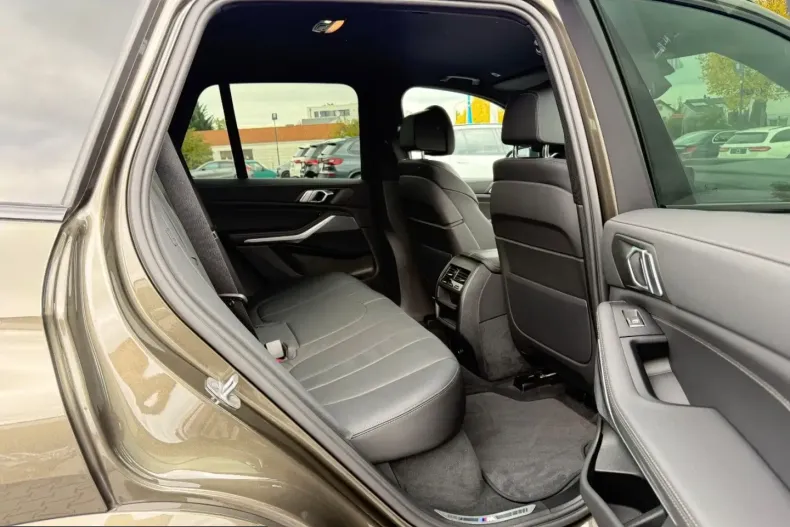BMW X5 (Seria X) din 2022 cu 99.859 km - oferta BMW237747 - foto 17