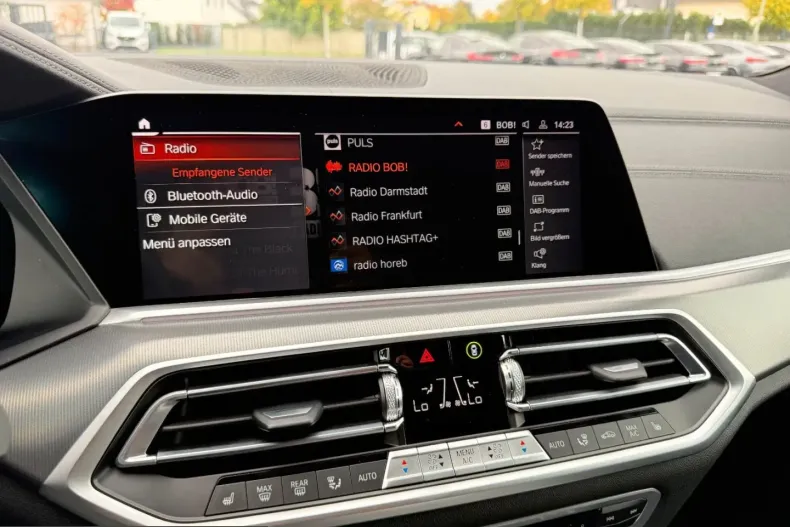 BMW X5 (Seria X) din 2022 cu 99.859 km - oferta BMW237747 - foto 30
