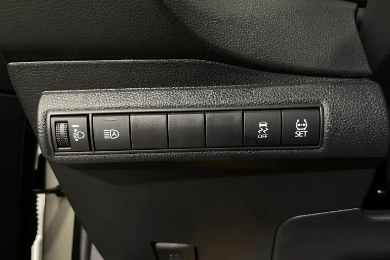Toyota Corolla din 2022 cu 96.936 km - oferta TOY237775 - foto 18