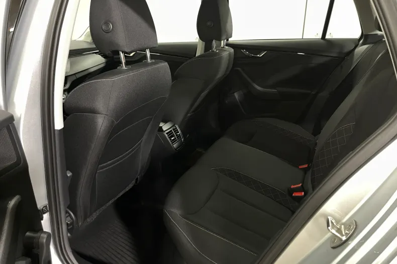 Skoda Scala din 2021 cu 101.478 km - oferta SKO237780 - foto 10