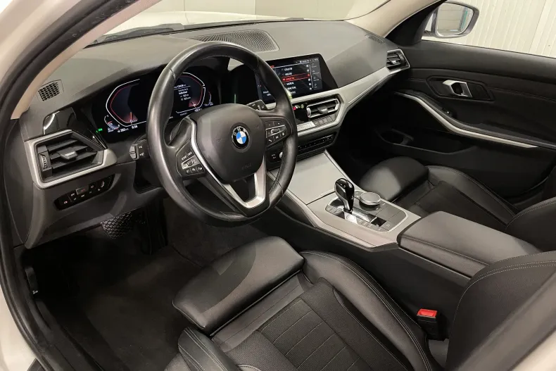BMW 318d (Seria 3) din 2021 cu 129.438 km - oferta BMW237783 - foto 5