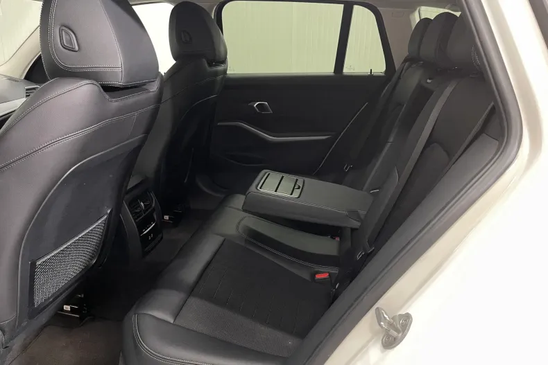 BMW 318d (Seria 3) din 2021 cu 129.438 km - oferta BMW237783 - foto 11