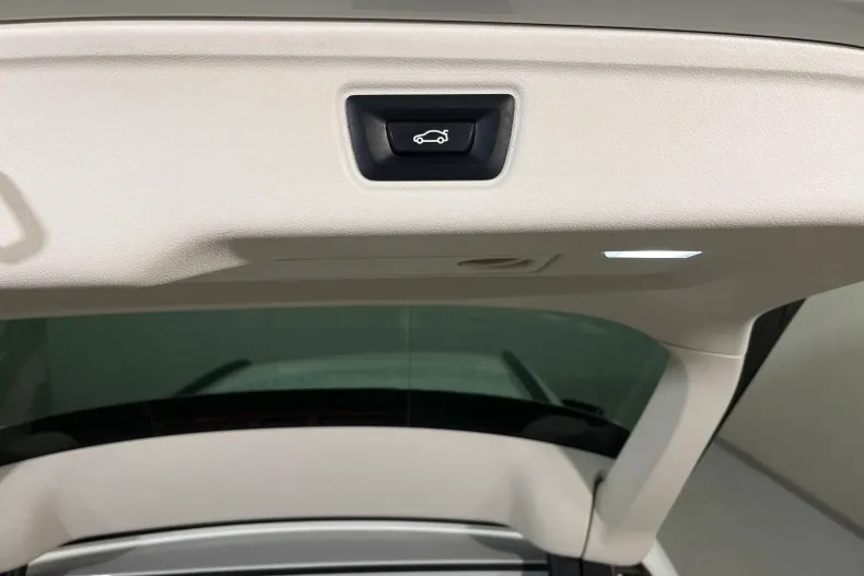 BMW 318d (Seria 3) din 2021 cu 129.438 km - oferta BMW237783 - foto 24
