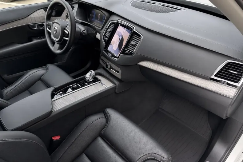 Volvo XC90 din 2023 cu 52.000 km - oferta VOL237796 - foto 12