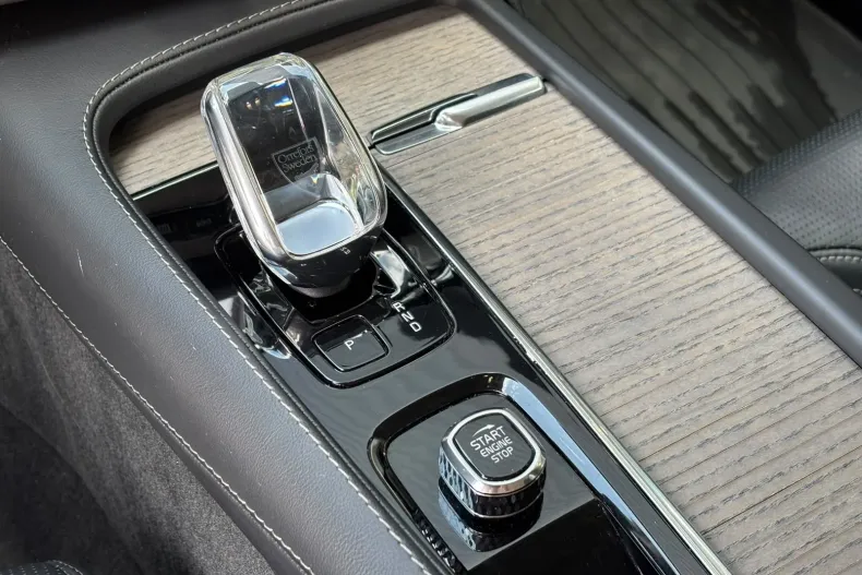 Volvo XC90 din 2023 cu 52.000 km - oferta VOL237796 - foto 15