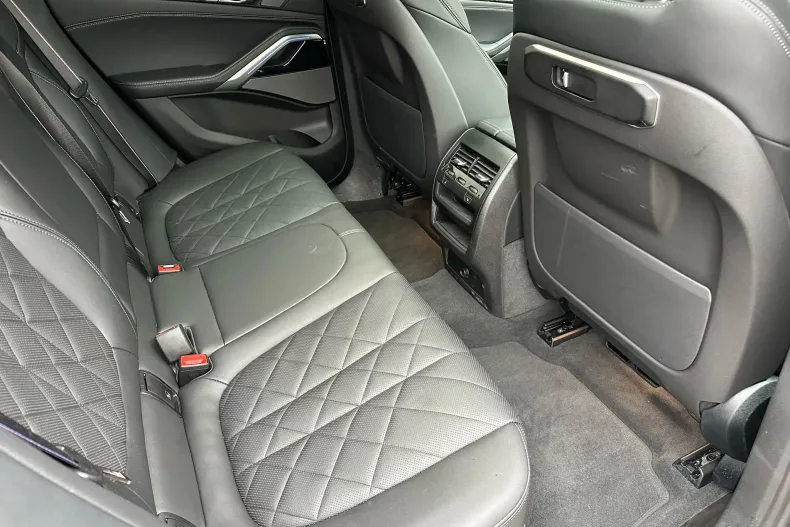 BMW X6 (Seria X) din 2024 cu 38.000 km - oferta BMW237799 - foto 13