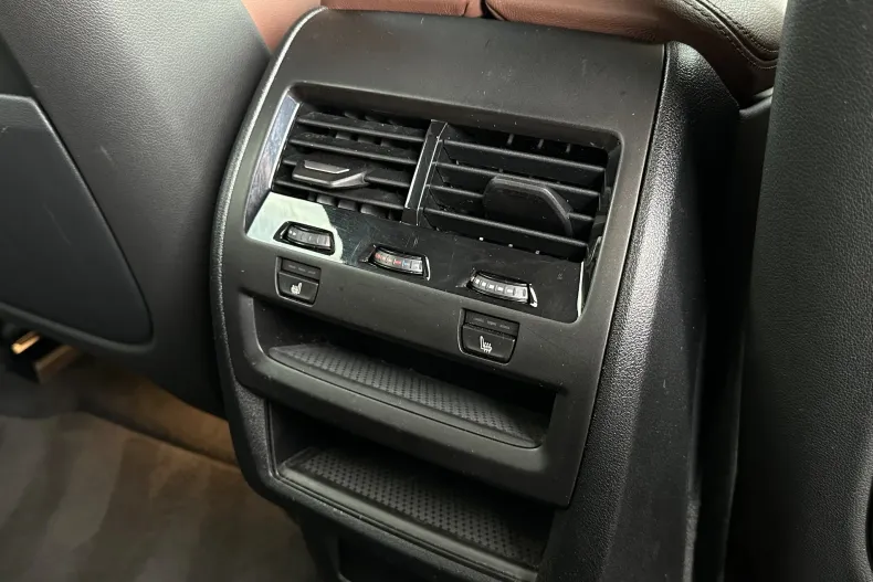 BMW X6 (Seria X) din 2021 cu 90.000 km - oferta BMW237801 - foto 17