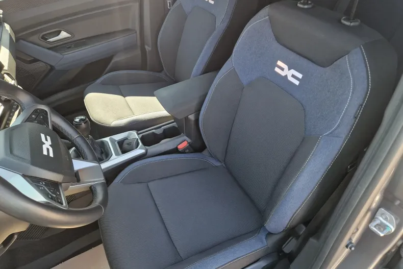 Dacia Duster din 2025 cu 37.067 km - oferta DAC237807 - foto 16