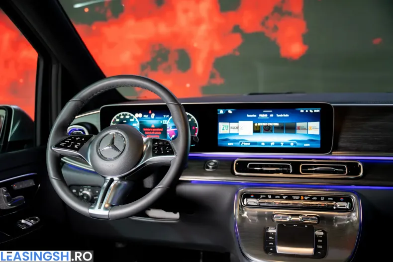 Mercedes-Benz V 300 (Clasa V) din 2024 cu 4.300 km - oferta MER237816 - foto 9