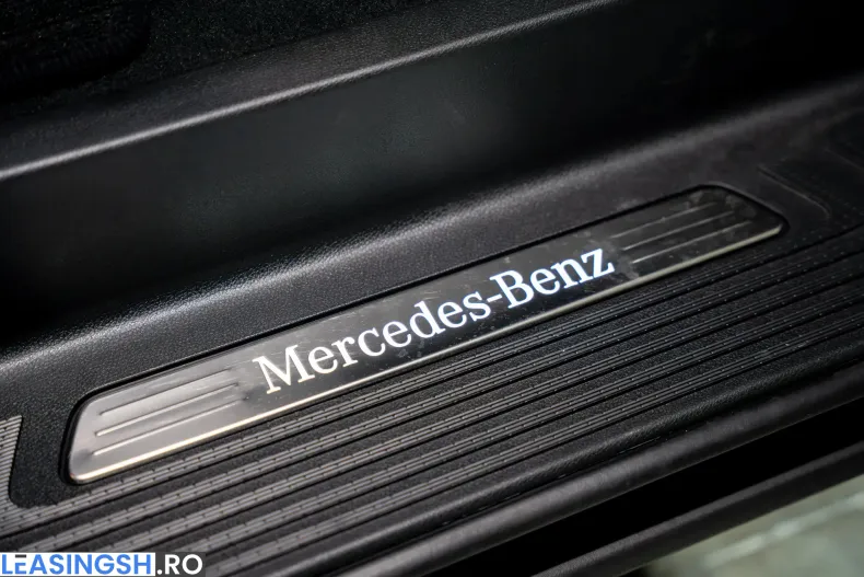 Mercedes-Benz V 300 (Clasa V) din 2024 cu 4.300 km - oferta MER237816 - foto 19