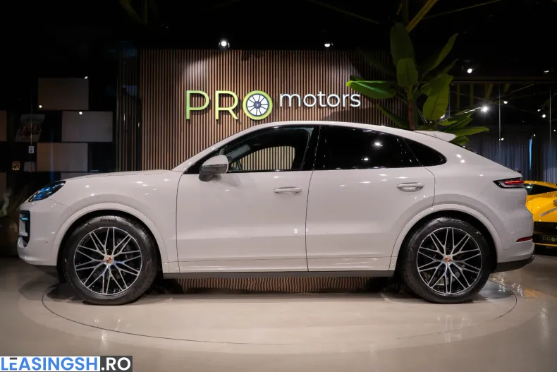 Porsche Cayenne din 2025 cu 15.000 km - oferta POR237817 - foto 3