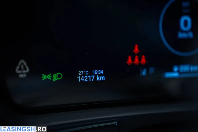Porsche Cayenne din 2025 cu 15.000 km - oferta POR237817 - foto 21