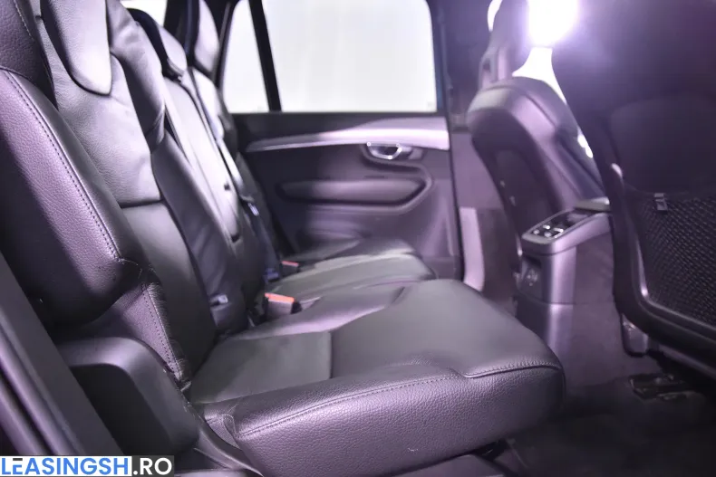 Volvo XC90 din 2021 cu 77.212 km - oferta VOL237838 - foto 12