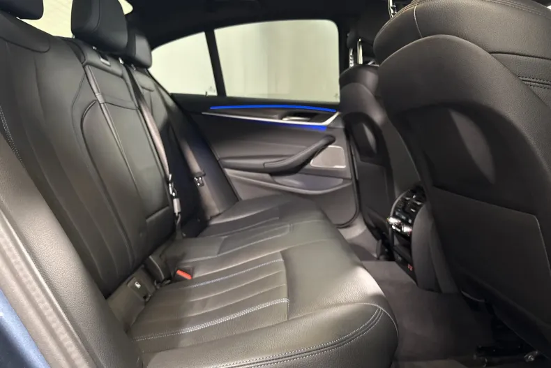 BMW 530d (Seria 5) din 2022 cu 97.742 km - oferta BMW237839 - foto 12